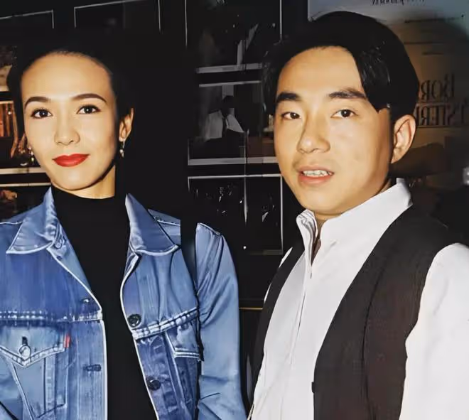 呂方:一輛寶馬讓我看透鄭裕玲,租房秘婚小富婆,苦盡甘來無遺憾