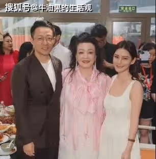 汪小菲老婆對張蘭翻白眼,上演一秒變臉,希望不是下一個大S