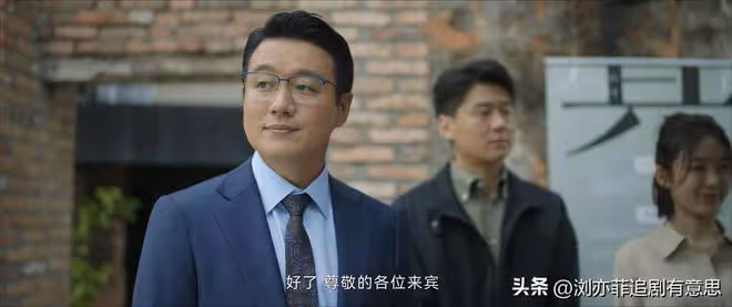 《錯位》直到江娜同母異父身份曝光，顧根本不知分手真相悲慘