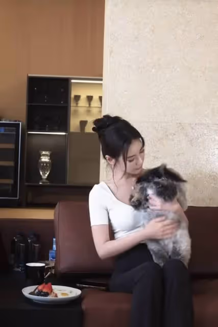 汪小菲老婆Mandy曬回家Vlog,婚後生活幸福精緻自律