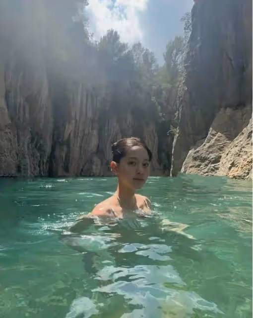 歐陽娜娜性感泳裝照曝光!網友炮轟她身材不夠火辣