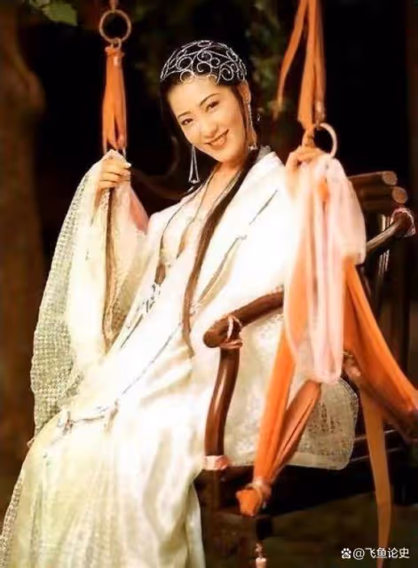 一輩子演了兩部三級片,至今仍是「亞洲第一美胸」,其中一部是《金瓶梅》