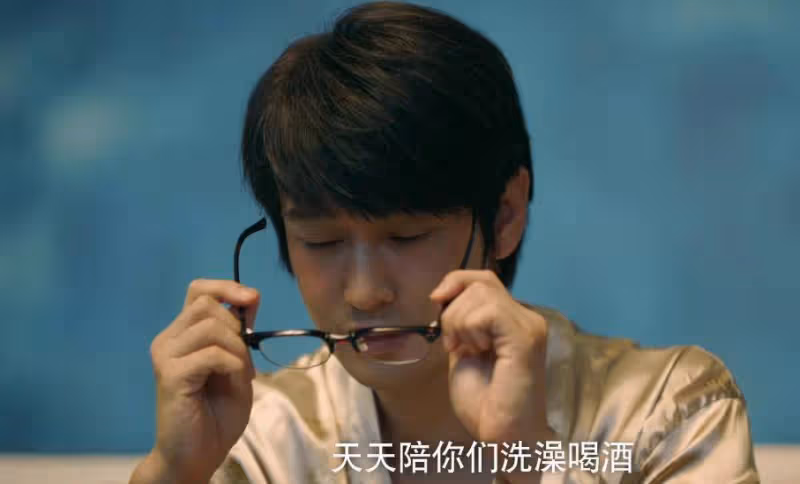 《赤熱》:原來,這才是張海潮放棄兩千六百萬期權的真相