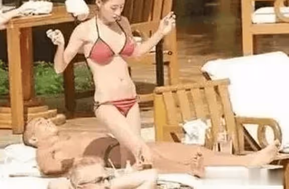 張柏芝怒斥謝霆鋒不是好人!流產4次卻和前女友好上,稱3胎兔唇是兩人的報應
