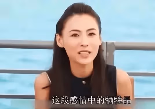 不復婚不結婚的謝霆鋒有多精明,如今才明白,他對張柏芝,不復婚而是更深的愛