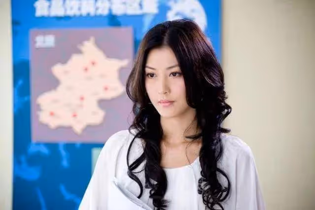 40歲前TVB花旦爆擇偶條件,只接受比她小的男生:可以拍拖但不考慮結婚