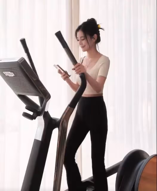 汪小菲帶小梅到日內瓦度蜜月,坐遊艇喂天鵝,大S沒有過的待遇