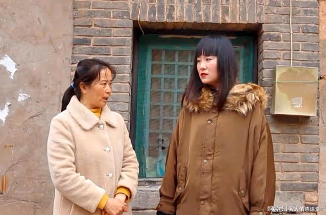 「咱家有家規,女人不能上桌吃飯」「婆婆,那你從我家搬走」