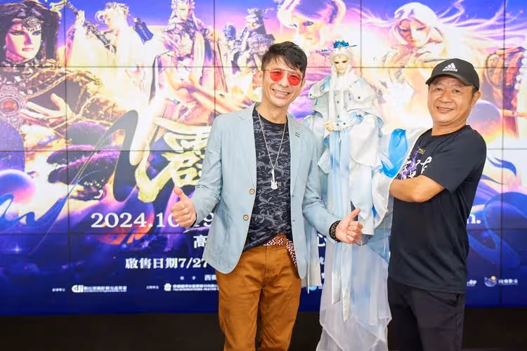 金曲歌王荒山亮父喪後現身　回憶往事忍不住哽咽了