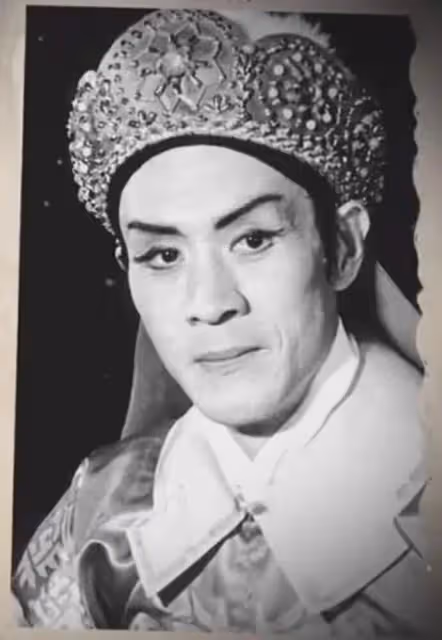 隱姓埋名75年，白天當演員，晚上是間諜，94歲「姜子牙」傳奇一生