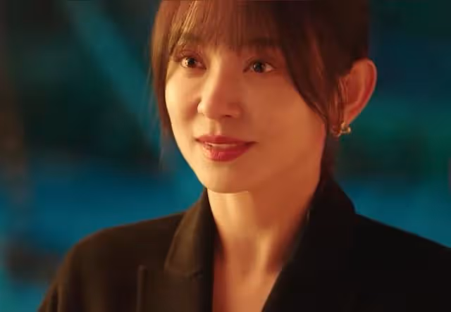 你比星光美麗：難怪韓于堅會選擇紀星，曾荻腰上的文身揭露真相