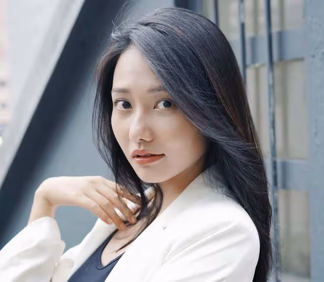 戀情曝光!TVB女星劉溫馨和星二代發展地下戀,未獲男友母親認可
