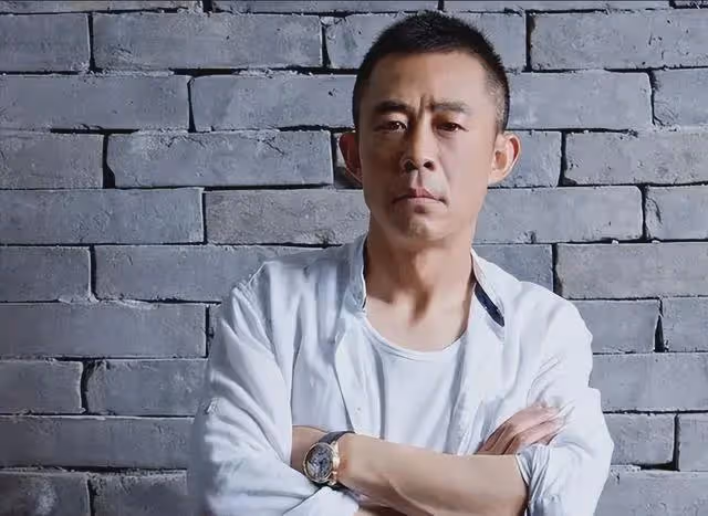 侯勇:一婚娶沈蓉,二婚娶潘雨辰,三婚娶王瑞,如今人生圓滿了