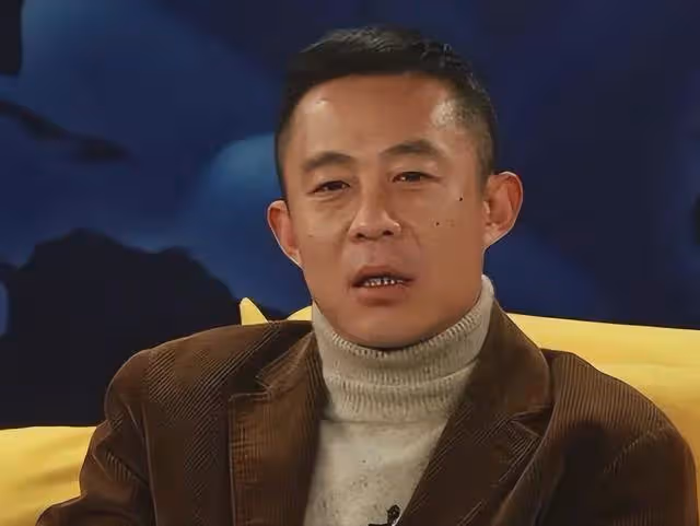 侯勇:一婚娶沈蓉,二婚娶潘雨辰,三婚娶王瑞,如今人生圓滿了