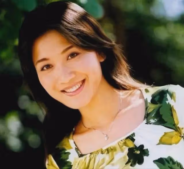 侯勇:一婚娶沈蓉,二婚娶潘雨辰,三婚娶王瑞,如今人生圓滿了