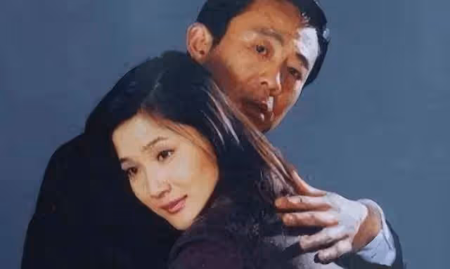 侯勇:一婚娶沈蓉,二婚娶潘雨辰,三婚娶王瑞,如今人生圓滿了