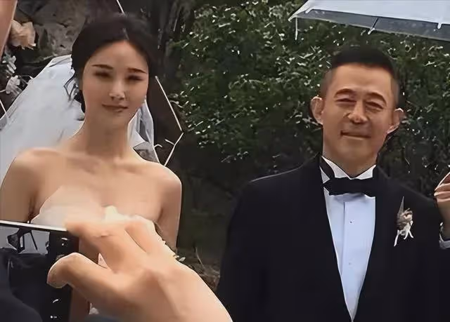 侯勇:一婚娶沈蓉,二婚娶潘雨辰,三婚娶王瑞,如今人生圓滿了