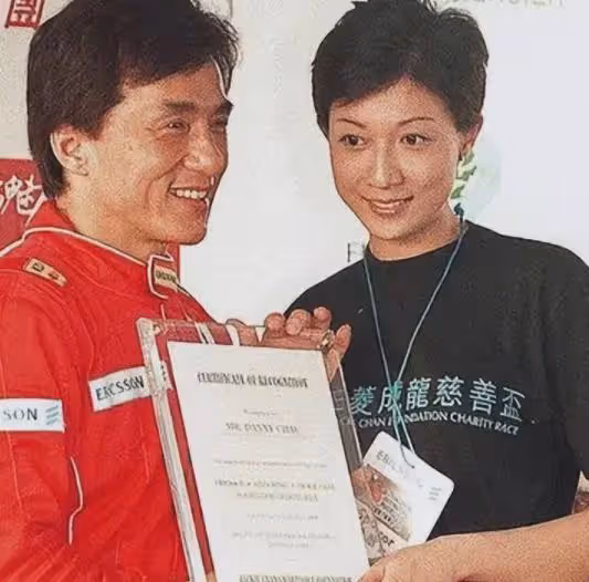 被成龍「愛過」的4位女星,個個氣質迷人,來看看你認識幾個?
