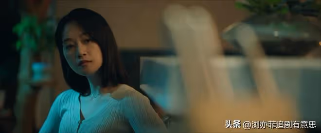 《錯位》直到狸貓換太子戲上演,警方才發現,江娜被抓去代孕了