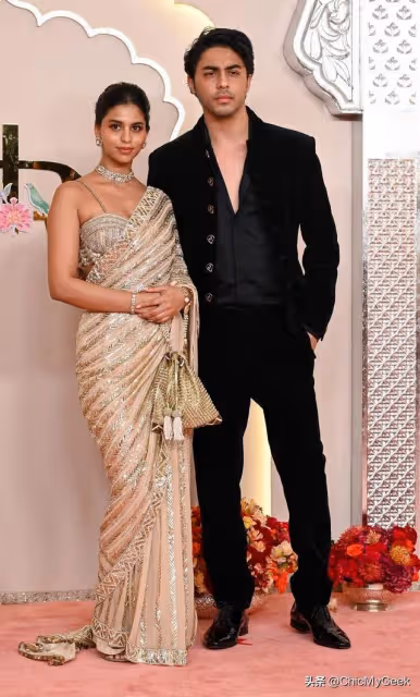 印度首富豪擲1億美元給兒子辦婚禮,半個好萊塢都去了!