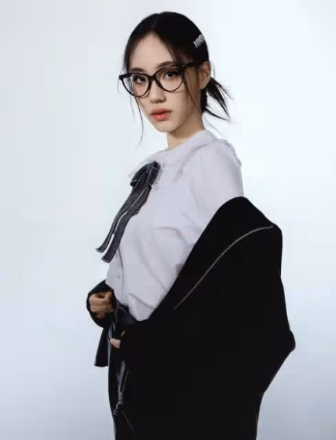 小S二女兒Lily說一起走花路,效仿大S發文獲得點贊