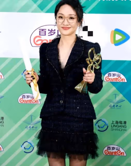 白玉蘭紅毯：劉亦菲不如唐嫣美，王鷗土味十足，周迅直接素顏上陣