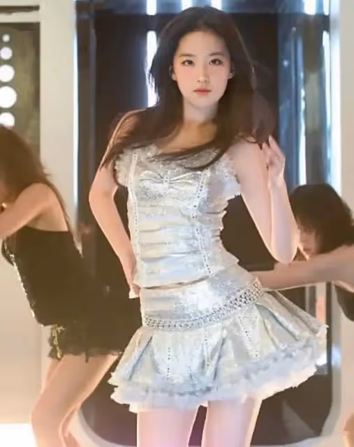 劉亦菲前後10年對比照，真女神再次實錘！風格雖大變，容顏卻未改
