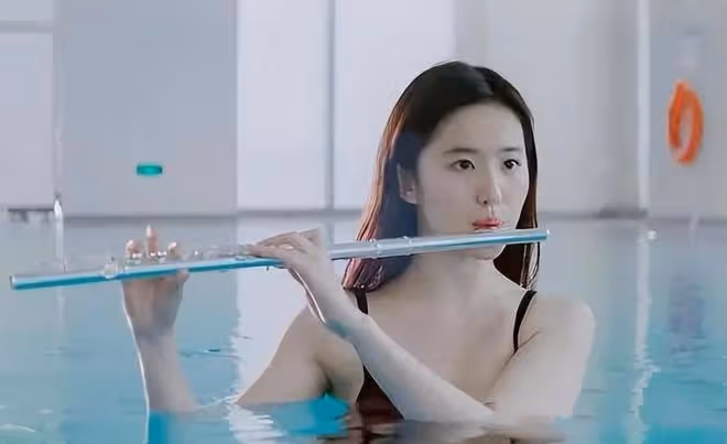 看了劉亦菲泳裝照，再不想減肥！豐腴身姿+仙女臉娛樂圈內獨一份