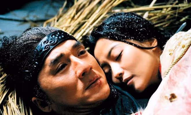 「小龍女」吳卓林對成龍的「報復」,只是「開胃菜」