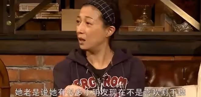 「小龍女」吳卓林對成龍的「報復」,只是「開胃菜」