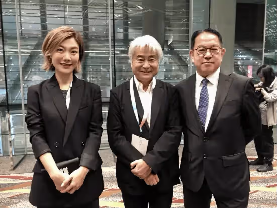 內地翻紅女歌手，被爆與TVB前高層車內激吻，曾是《星光大道》年度冠軍