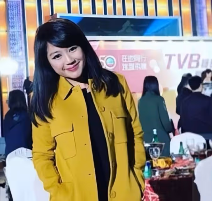TVB前女星突然宣布離婚，拿到清華碩士學位，轉行做公務員月薪5萬