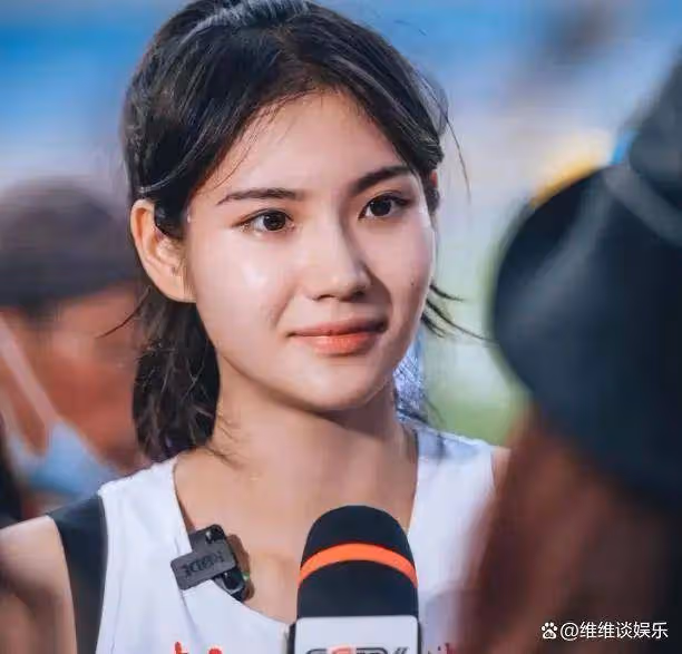 田徑女神的另一面!夏思凝生活照大曝光,膚白貌美如此迷人?