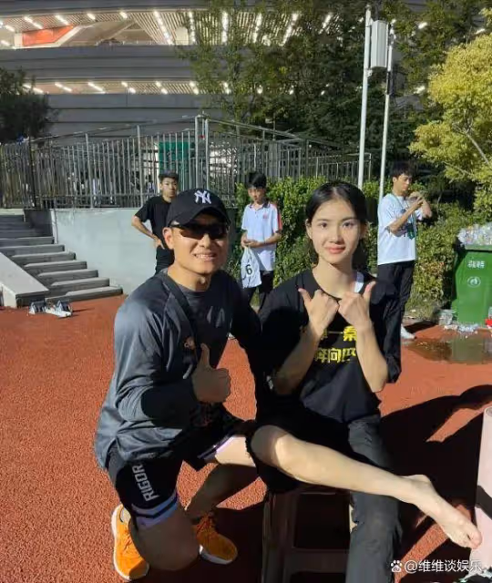田徑女神的另一面!夏思凝生活照大曝光,膚白貌美如此迷人?