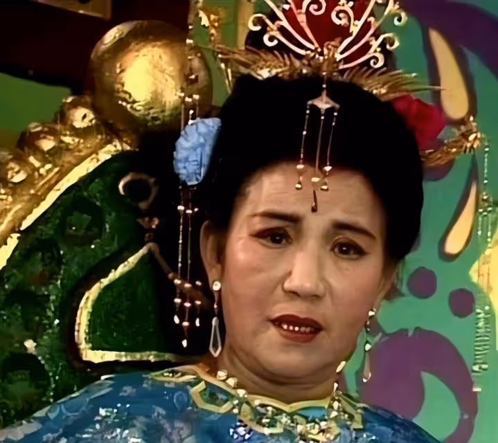 趙麗蓉老師逝世24周年,昔日搭檔鞏漢林發文懷念,令人淚目