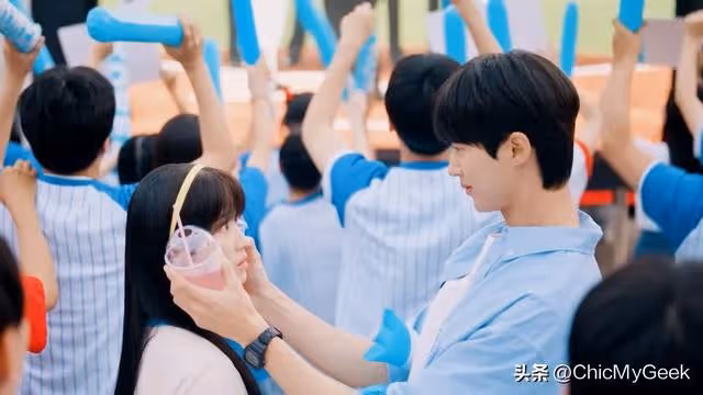 《背著善宰跑》率善CP得大獎,男主爆紅,女主卻仍十八線!