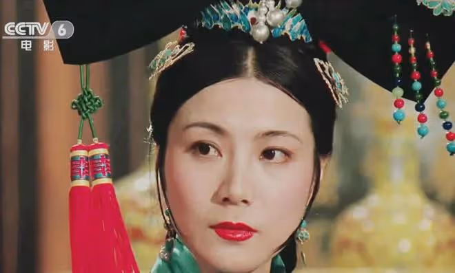 盤點最能駕馭旗頭裝的10位女星,你最喜歡誰?