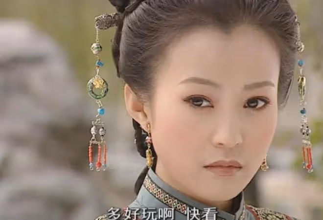 盤點最能駕馭旗頭裝的10位女星，你最喜歡誰？