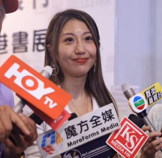 突關閉社交網!已婚高層稱與TVB女歌手Hello Kiss!李龍基:我可以吻