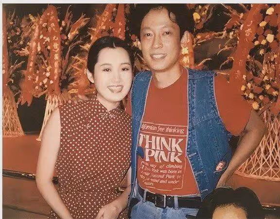 迷倒馮小剛,愛過王志文,55歲的許晴至今無人敢娶?