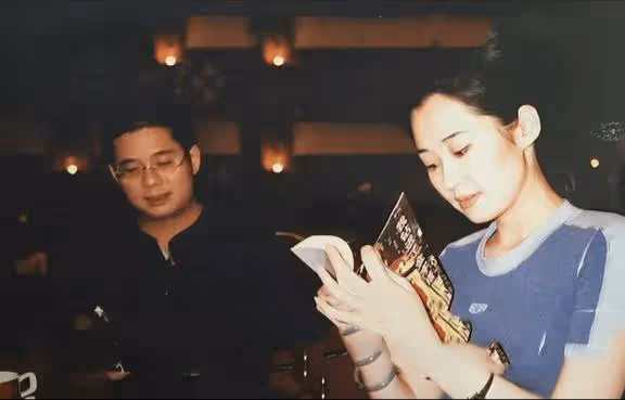 迷倒馮小剛,愛過王志文,55歲的許晴至今無人敢娶?