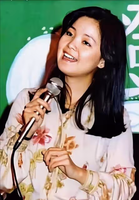 鄧麗君:一生愛過5個男人,但都沒參加她的葬禮,而成龍是她的痛