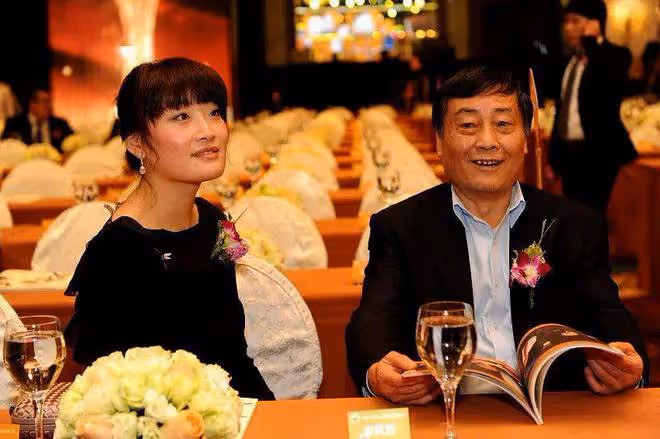 網傳宗馥莉辭職!娃哈哈前高管稱屬實,長公主繼承位置被掀桌子