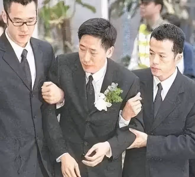 張國榮經紀人回應唐鶴德新歡事件,為什麼她要迴避重點?