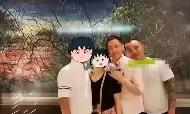 唐鶴德疑與新歡剛雲雨完發紀念張國榮圖片被批:那啥也暴露了好假