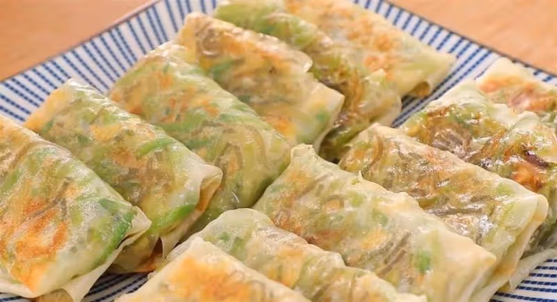 一個蘿蔔,兩個雞蛋,這樣做超好吃,皮薄大餡,香酥多汁比包子香