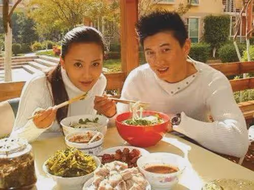 姚笛自曝三年沒化妝:那些疑似出軌的女星,如今境況大相逕庭