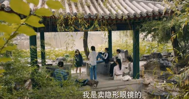 黃曉明新劇開播,46歲演大學生還被美女倒追,觀眾評論出奇一致