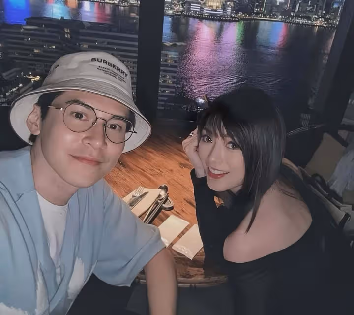 恭喜!香港人氣女星連詩雅剖腹生女,老公陳家樂親自剪斷臍帶