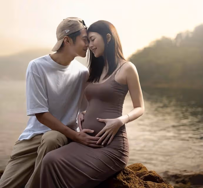 恭喜!香港人氣女星連詩雅剖腹生女,老公陳家樂親自剪斷臍帶